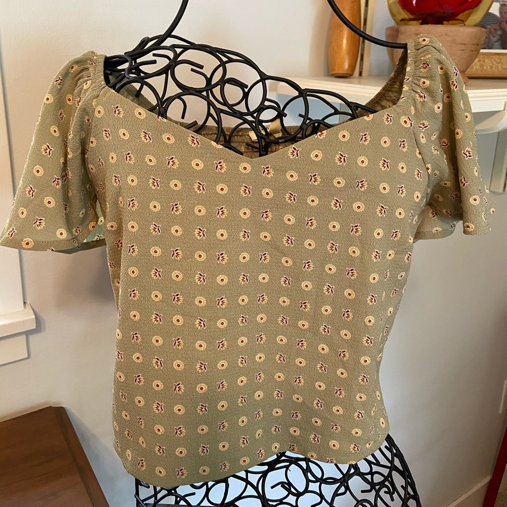 Green Flowered Off The Shoulder crop top